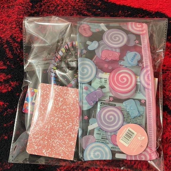 Girly goody bags - Picture 2 of 2